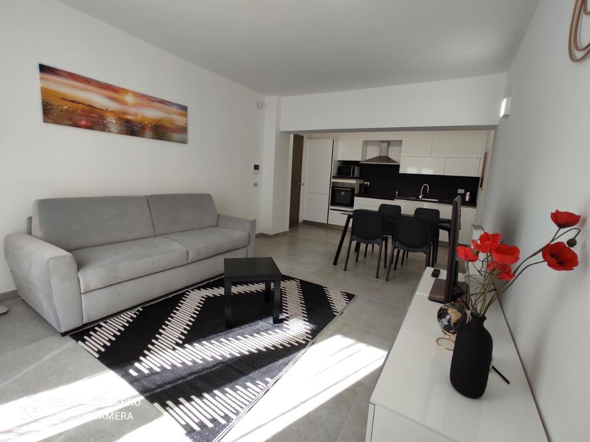 Pama Mar Apartment Imperia Exterior photo
