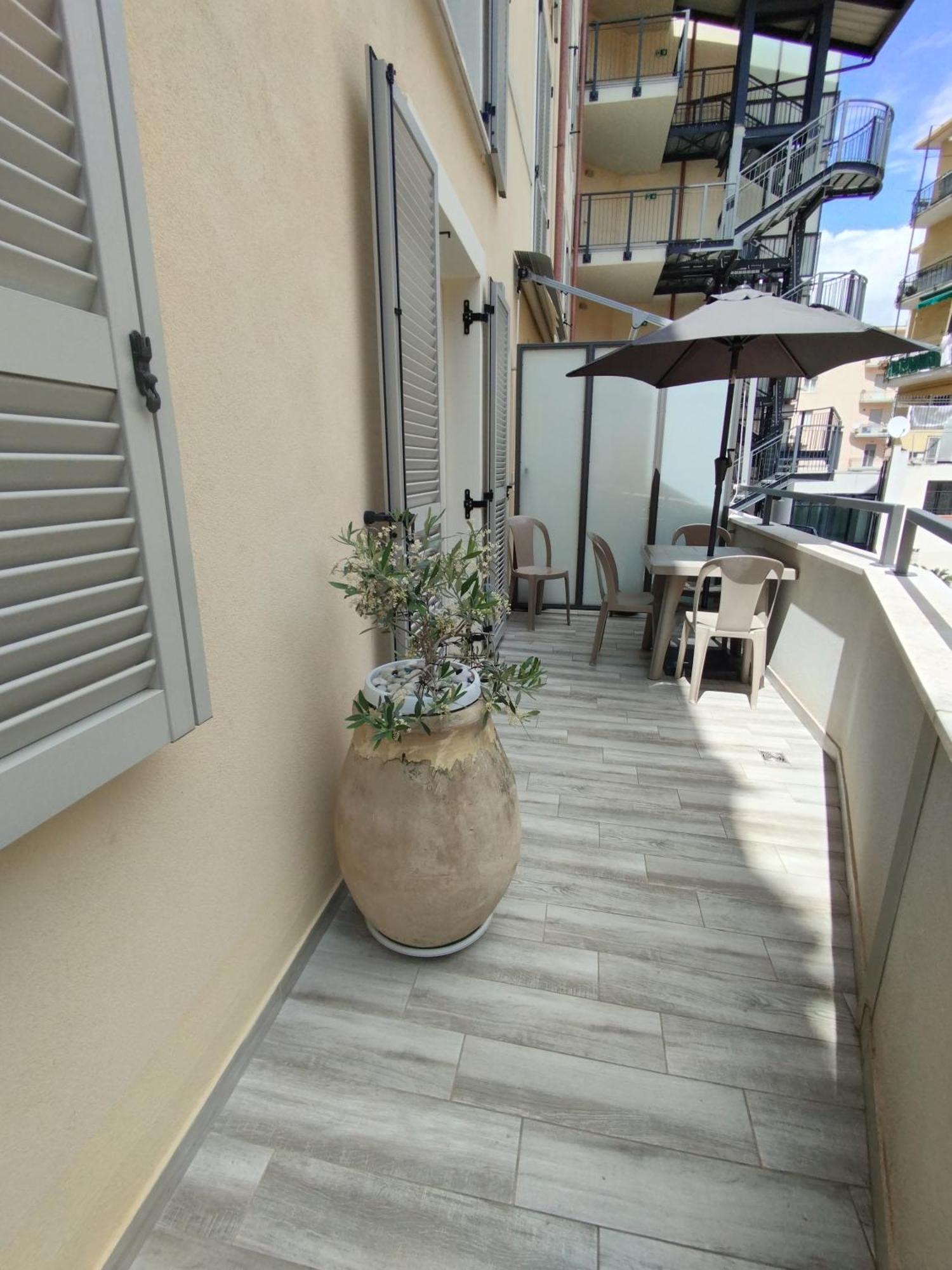 Pama Mar Apartment Imperia Exterior photo